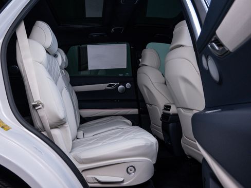 New 2026 Genesis GV80 3.5T Prestige image 13