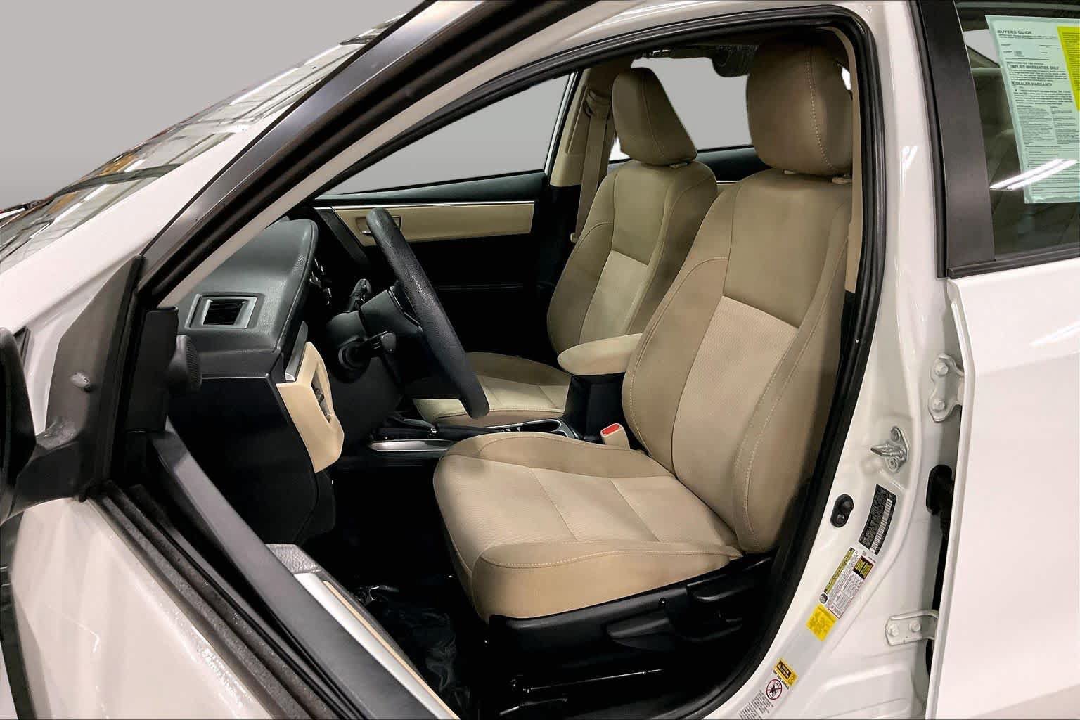 Used 2015 Toyota Corolla LE FWD image 8