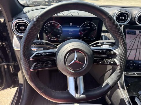 Used 2023 Mercedes-Benz GLC 300 4MATIC image 22