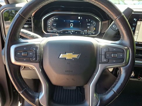 Used 2022 Chevrolet Silverado 1500 LT AWD/4WD image 24