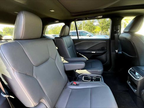 Used 2025 Lexus TX 350 AWD w/ Technology Package image 20