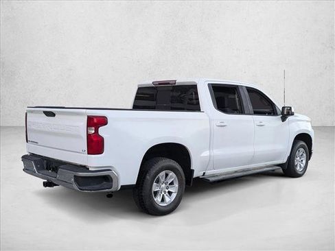 Used 2019 Chevrolet Silverado 1500 LT w/ Convenience Package image 5