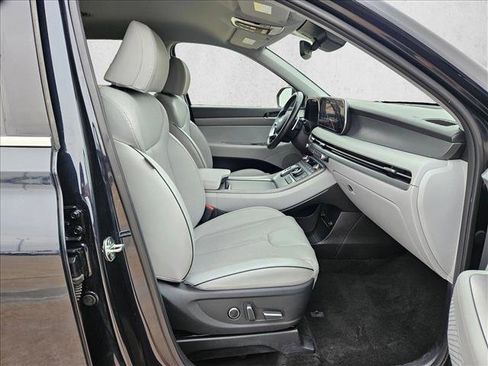 Used 2024 Hyundai Palisade SEL image 23