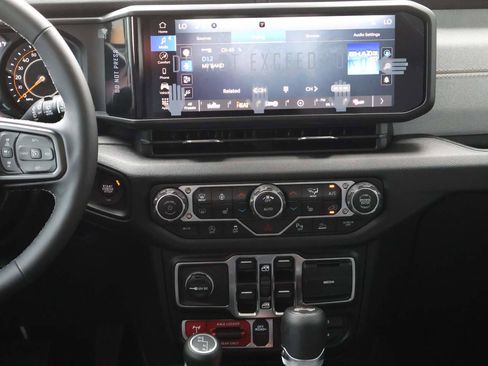 New 2026 Jeep Wrangler Unlimited Sport AWD/4WD image 15