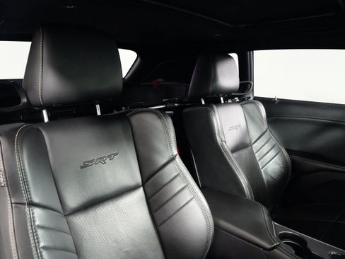 Used 2016 Dodge Challenger SRT Hellcat image 32