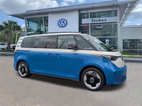 New 2025 Volkswagen ID. Buzz Pro S Plus image 2