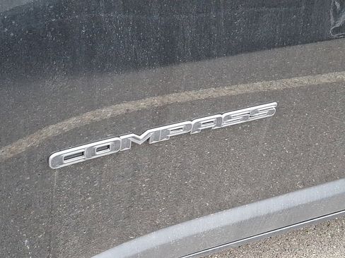 New 2026 Jeep Compass Limited image 5