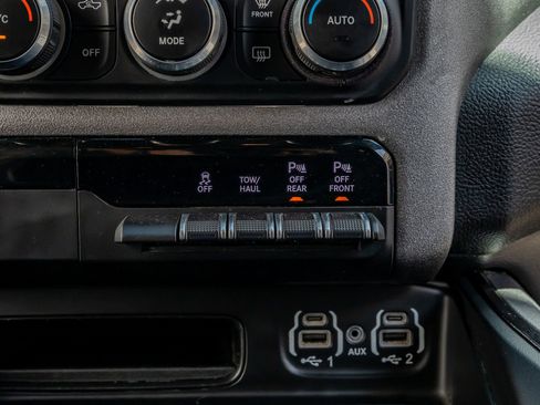 Used 2023 RAM 1500 Big Horn image 29