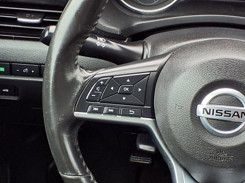 Used 2021 Nissan Sentra SV w/ Trunk Package image 12