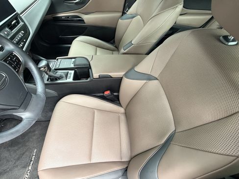 Used 2022 Lexus ES 350 w/ Premium Package FWD image 15