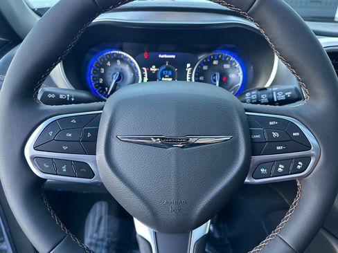 New 2026 Chrysler Pacifica Pinnacle image 29