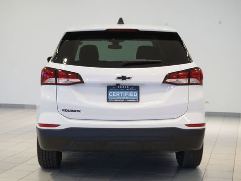 Certified 2024 Chevrolet Equinox LS w/ LS Convenience Package image 6