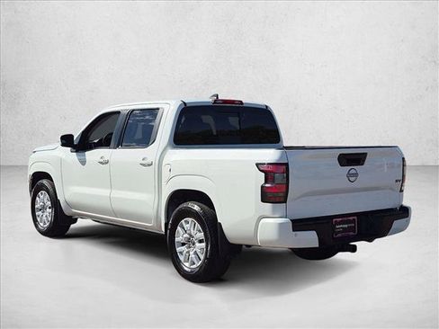 Used 2024 Nissan Frontier SV w/ SV Convenience Package RWD image 8
