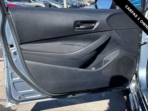Used 2025 Toyota Corolla LE FWD image 19