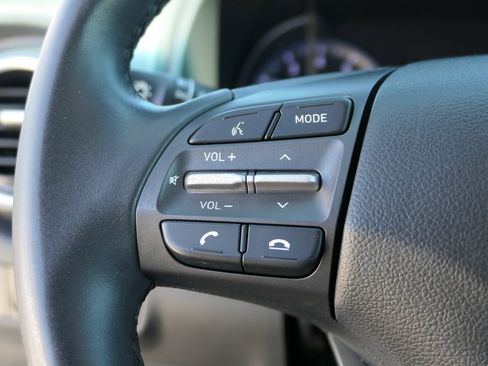 Used 2020 Hyundai Kona SEL w/ Cargo Package image 15