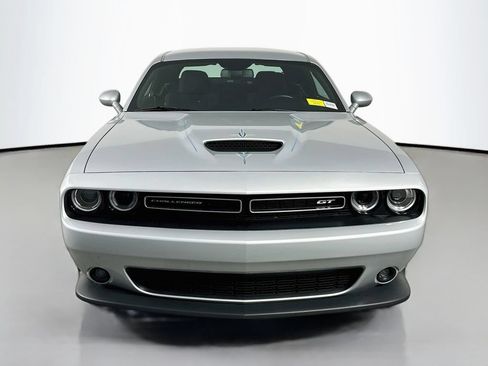 Used 2022 Dodge Challenger GT RWD image 2