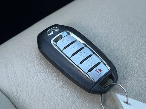 Used 2019 INFINITI QX60 Luxe w/ Essential Package image 25