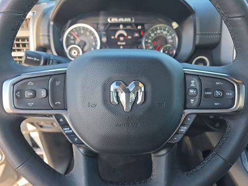 Used 2025 RAM 1500 Laramie image 34