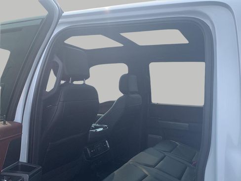 Used 2022 Ford F150 Lariat w/ Equipment Group 502A High AWD/4WD image 25