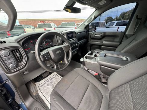 Used 2021 Chevrolet Silverado 1500 Custom Trail Boss AWD/4WD image 16