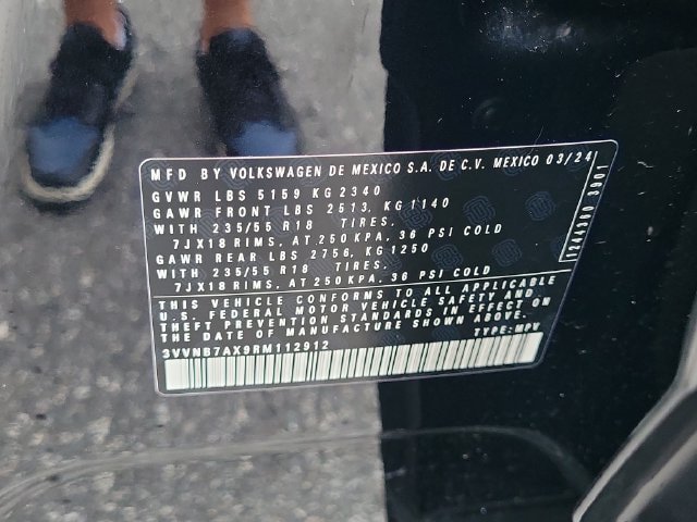 Used 2024 Volkswagen Tiguan SE w/ Panoramic Sunroof Package FWD image 31
