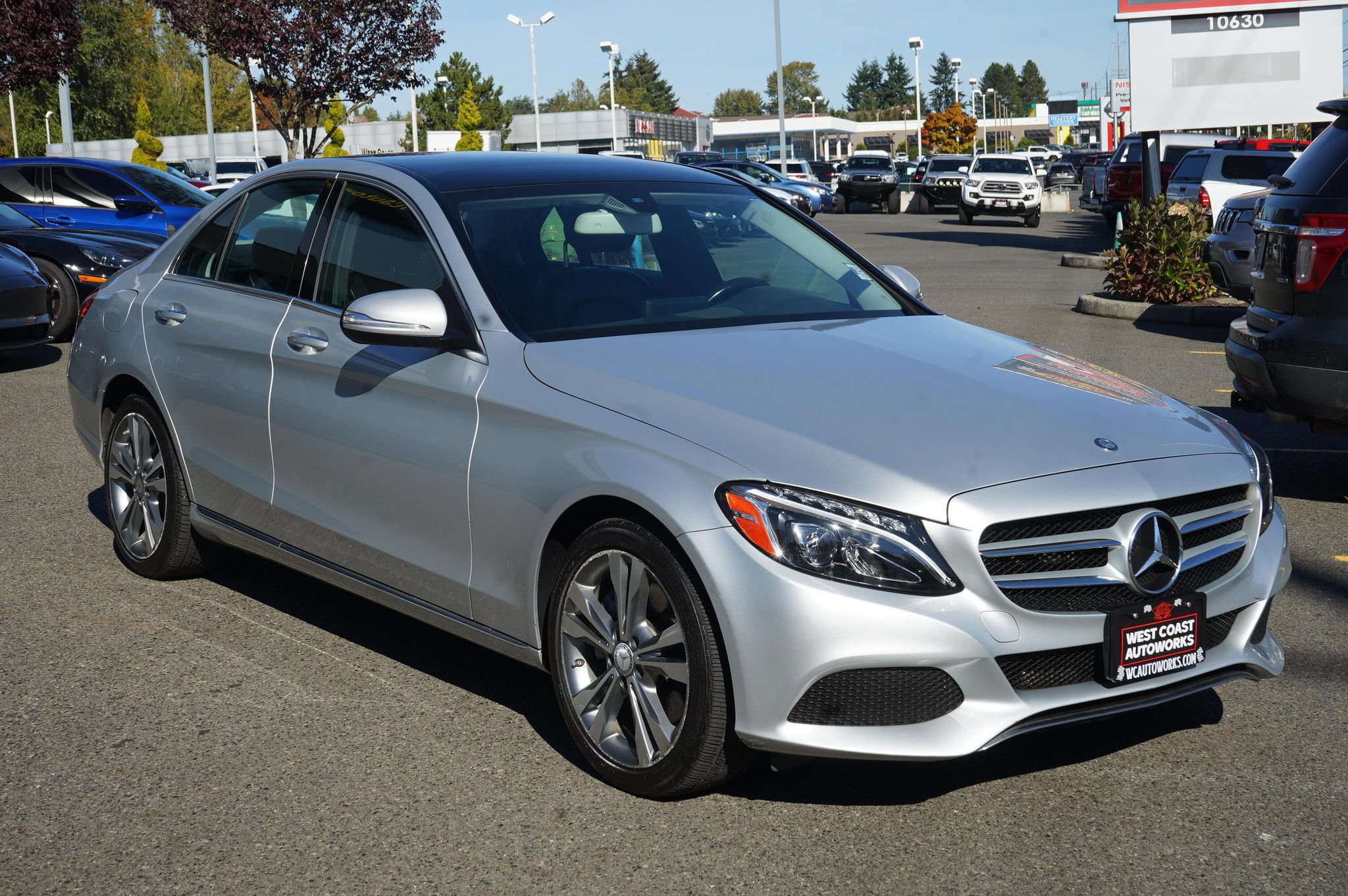 Used 2015 Mercedes-Benz C 300 4MATIC Sedan image 7