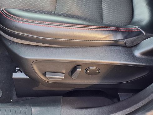 Used 2023 Ford Escape ST-Line w/ Tech Pack #1 image 4