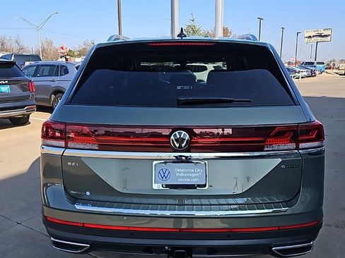New 2026 Volkswagen Atlas SEL image 6
