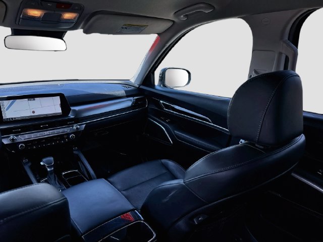 Used 2024 Kia Telluride S FWD image 23