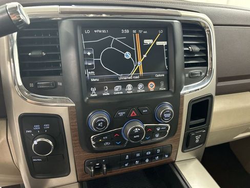 Used 2015 RAM 2500 Laramie AWD/4WD image 15
