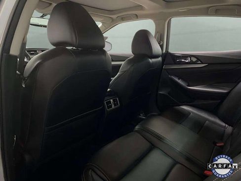 Used 2016 Nissan Maxima 3.5 SL image 18