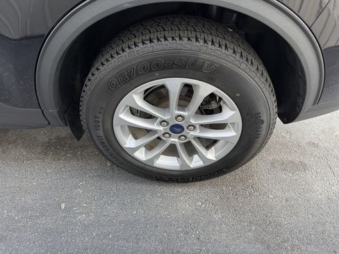 Used 2022 Ford Escape SE w/ Cold Weather Package image 33