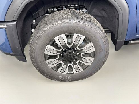 New 2026 GMC Sierra 3500 Denali w/ Denali Reserve Package AWD/4WD image 26