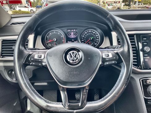 Used 2018 Volkswagen Atlas SEL AWD/4WD image 14