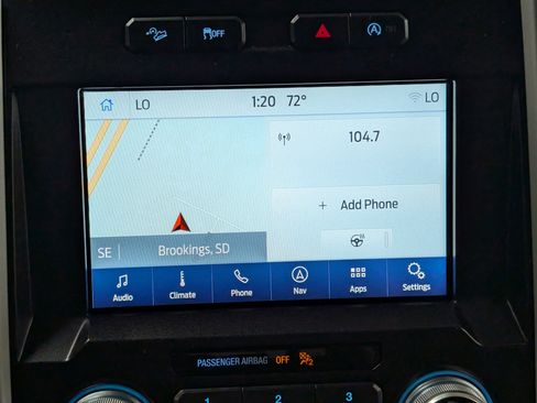 Used 2018 Ford F150 Lariat w/ Equipment Group 502A Luxury image 27