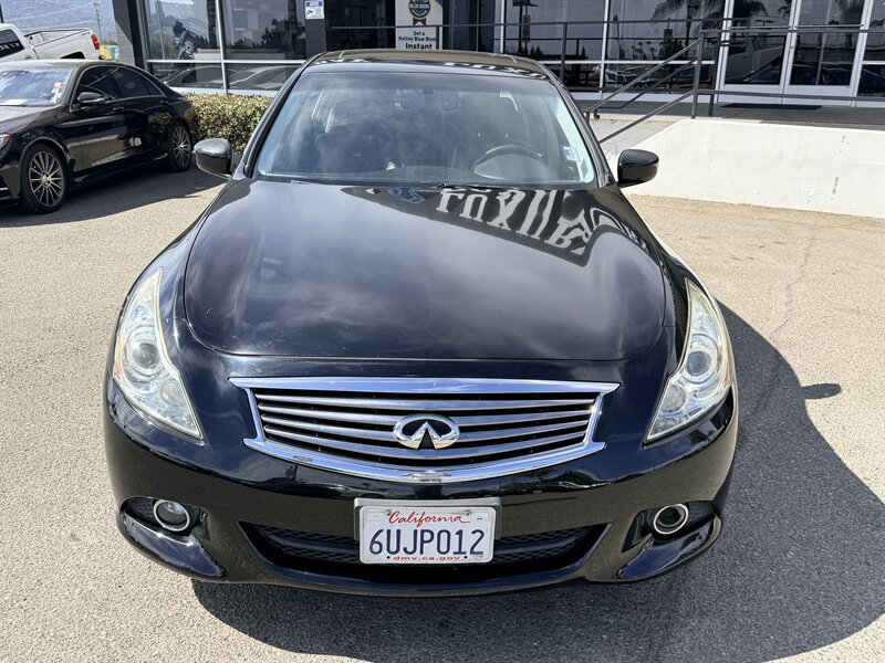 Used 2011 INFINITI G37 Journey w/ Premium Pkg RWD image 2
