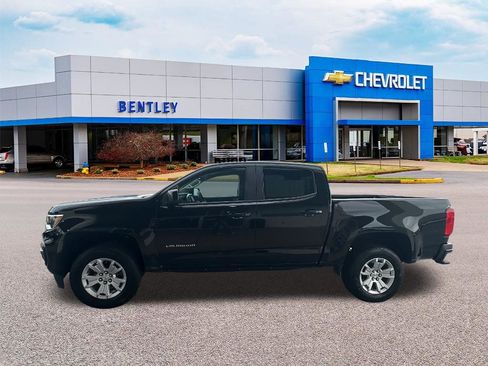 Used 2022 Chevrolet Colorado LT w/ LT Convenience Package image 2