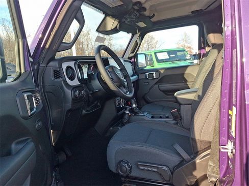 New 2026 Jeep Gladiator Sport image 9