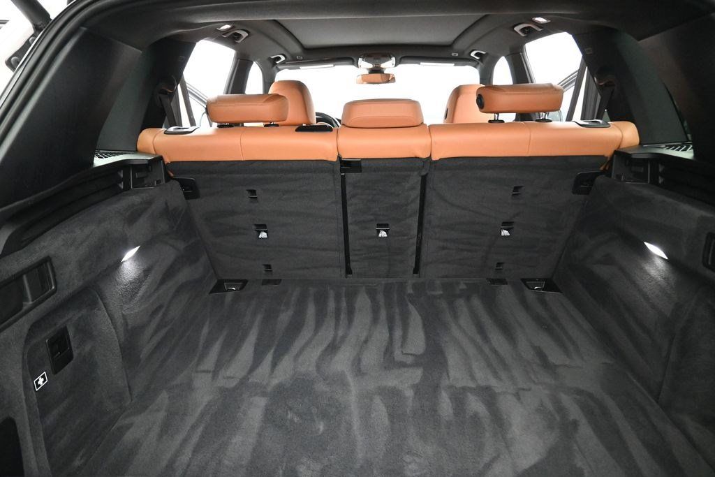 Used 2019 BMW X5 xDrive40i w/ Convenience Package AWD/4WD image 17