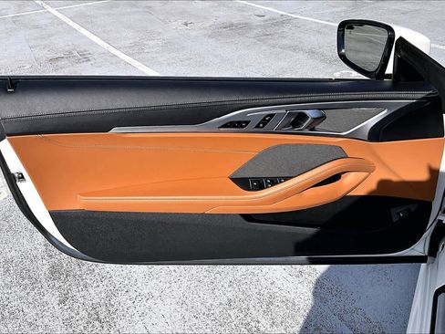 Used 2022 BMW 840i xDrive Convertible image 16