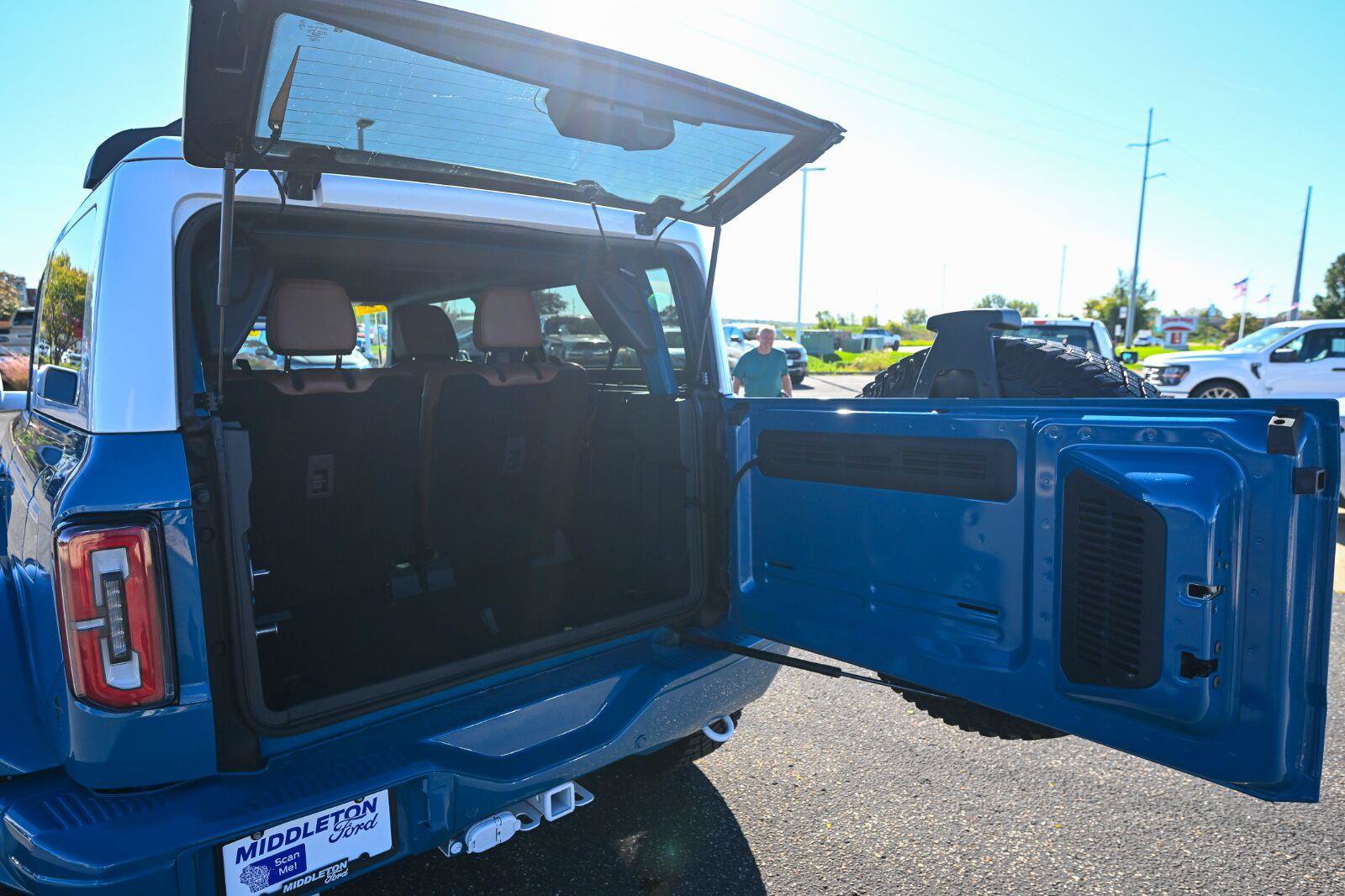 Used 2024 Ford Bronco Heritage Edition AWD/4WD image 16