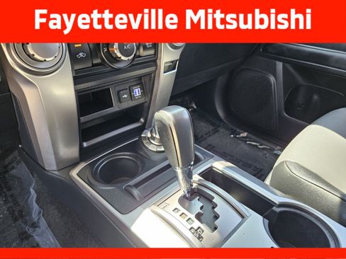 Used 2024 Toyota 4Runner SR5 Premium w/ Moonroof Package AWD/4WD image 23