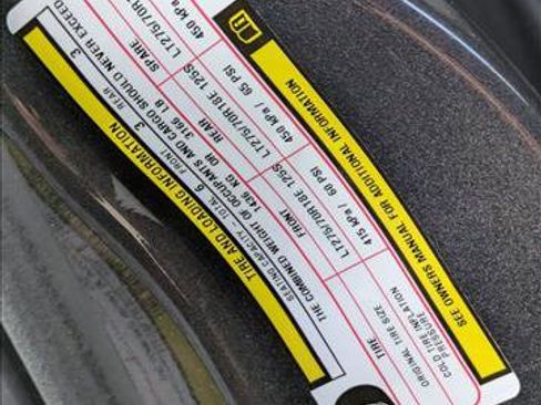 Used 2021 RAM 2500 Tradesman image 16