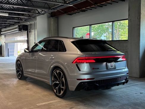 Used 2022 Audi RS Q8 AWD/4WD image 3