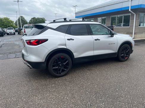 Used 2021 Chevrolet Blazer LT w/ Redline Edition AWD/4WD image 9