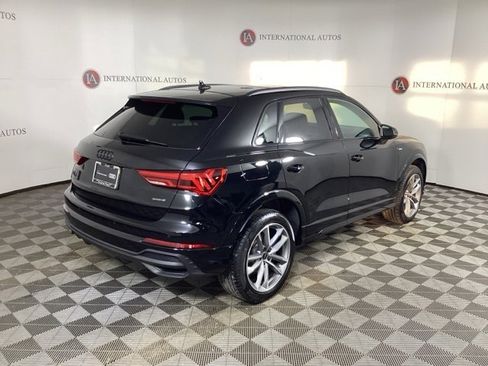 Certified 2025 Audi Q3 2.0T Premium w/ Convenience Package image 5