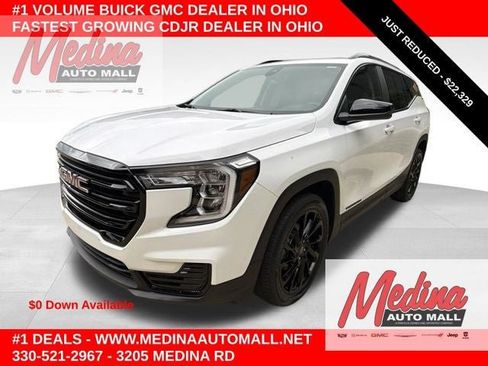 Used 2023 GMC Terrain SLE w/ Driver Convenience Package FWD image 1
