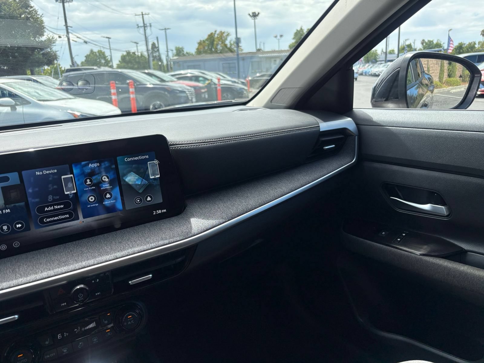 Used 2026 Nissan Kicks SV w/ Cold Weather Package FWD image 33