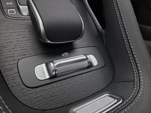 New 2026 Mercedes-Benz GLS 450 4MATIC image 19