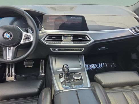 Used 2021 BMW X5 xDrive40i w/ M Sport Package AWD/4WD image 13